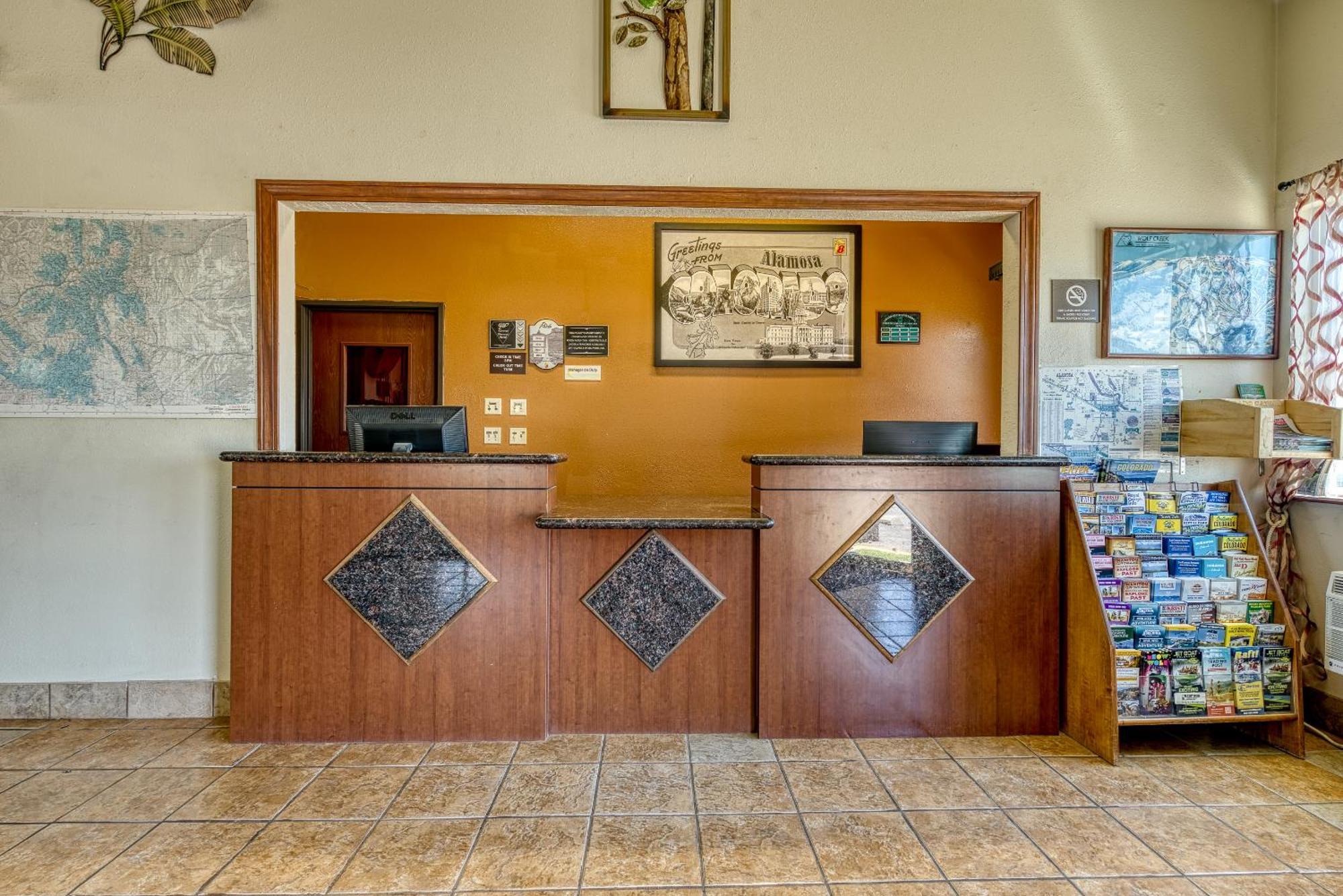Super 8 By Wyndham Alamosa Motel Екстериор снимка