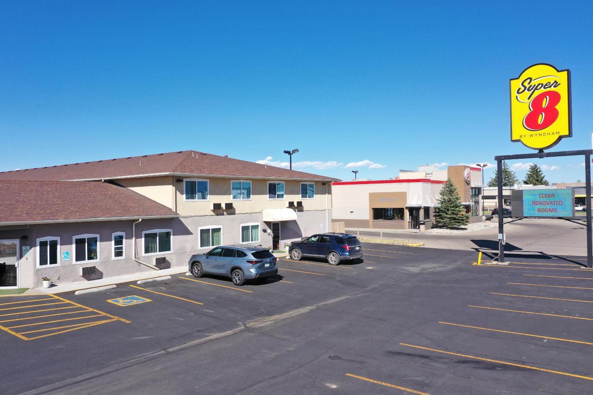 Super 8 By Wyndham Alamosa Motel Екстериор снимка