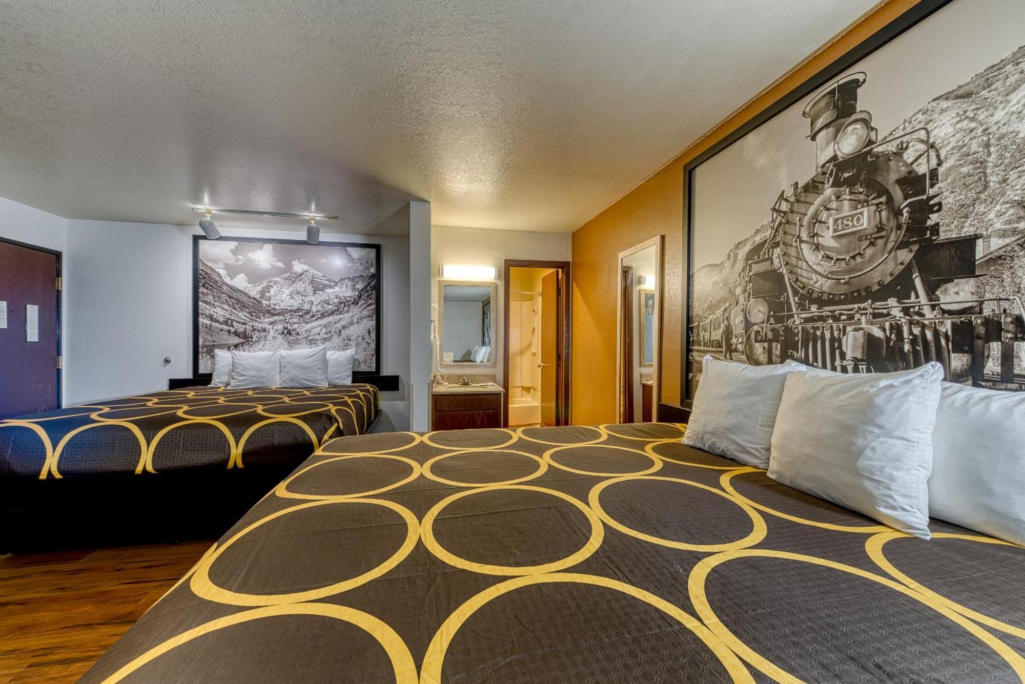 Super 8 By Wyndham Alamosa Motel Стая снимка