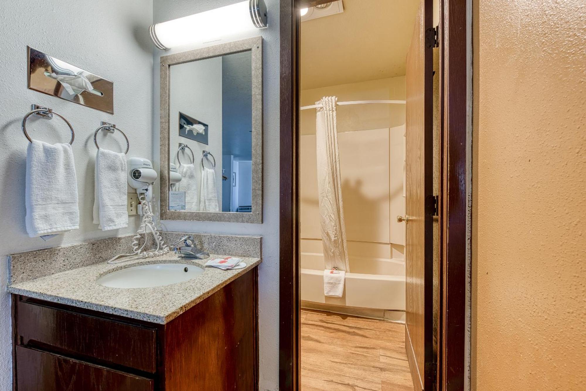 Super 8 By Wyndham Alamosa Motel Стая снимка